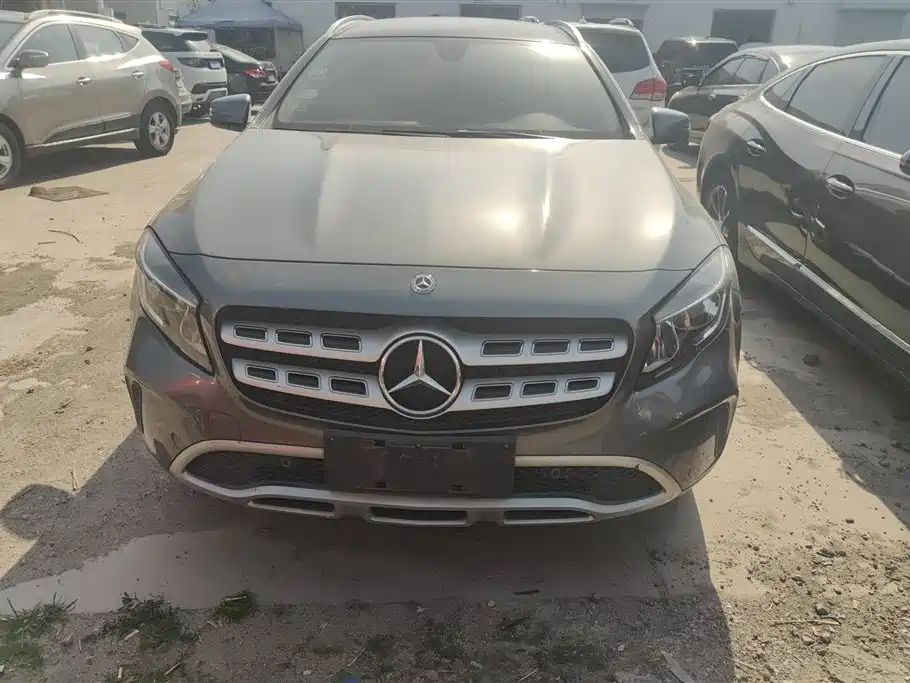 Mercedes-Benz GLA 2018 — фото 2