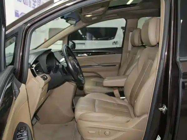 Buick GL8 2018