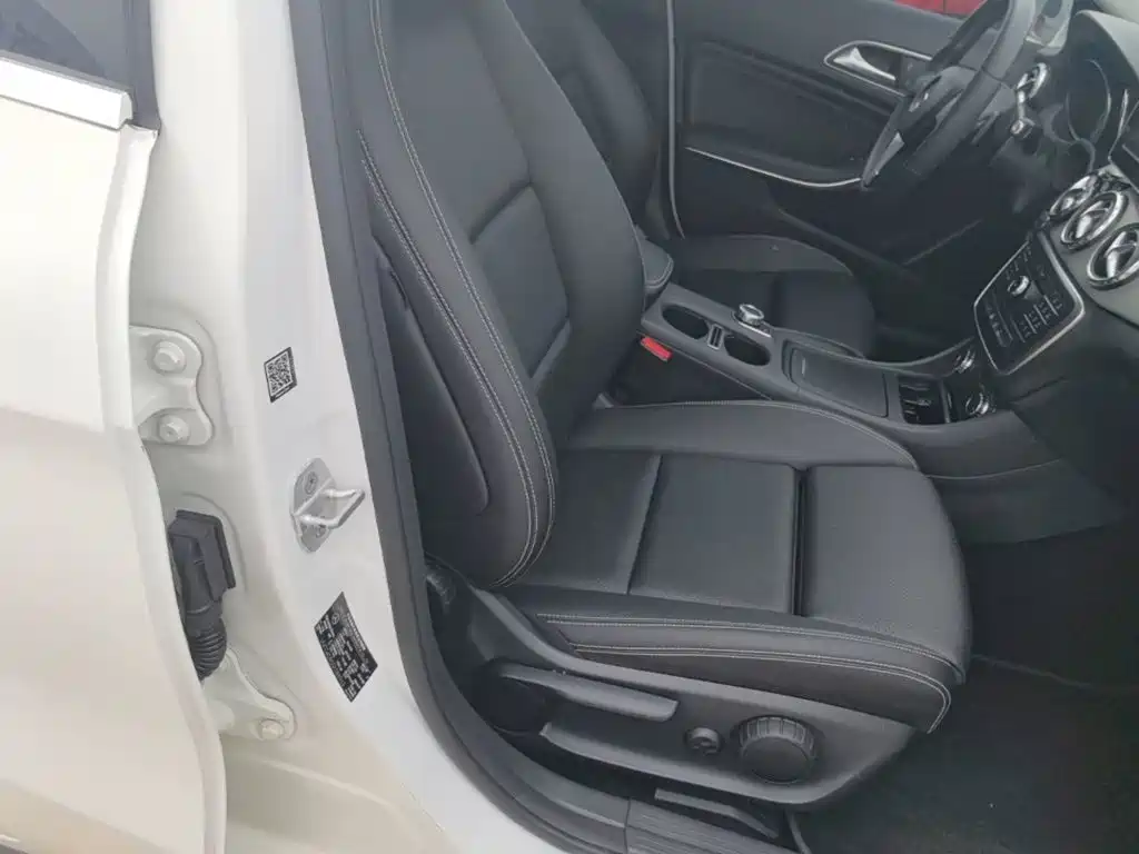 Mercedes-Benz GLA 2016 — фото 25