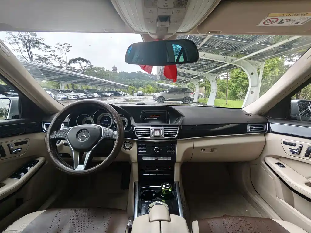 Mercedes-Benz E-Class 2016 — фото 14