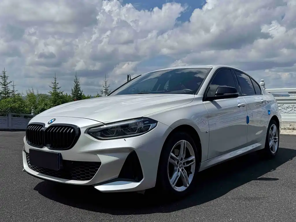 BMW 1 Series 2022