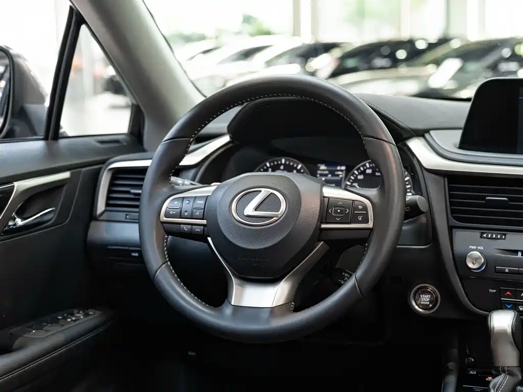 Lexus RX 2023 — фото 14