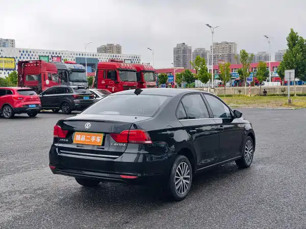 Volkswagen Santana 2021