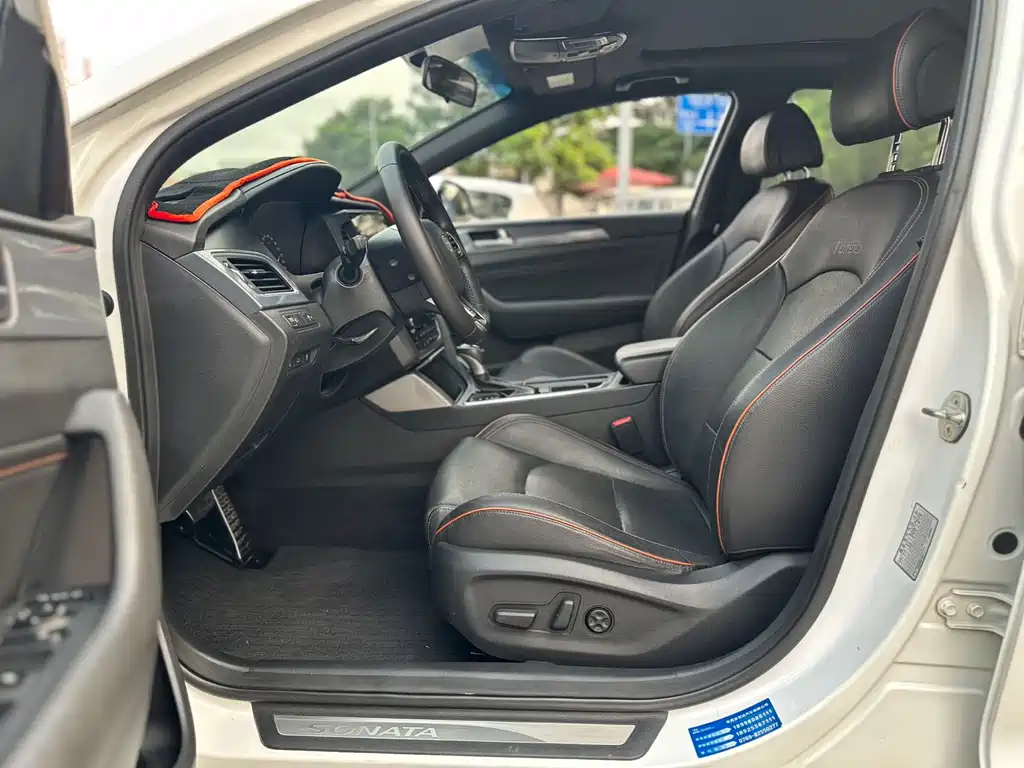 Hyundai Sonata 2015 — фото 12
