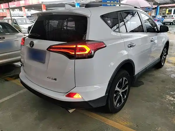 Toyota RAV4 2018