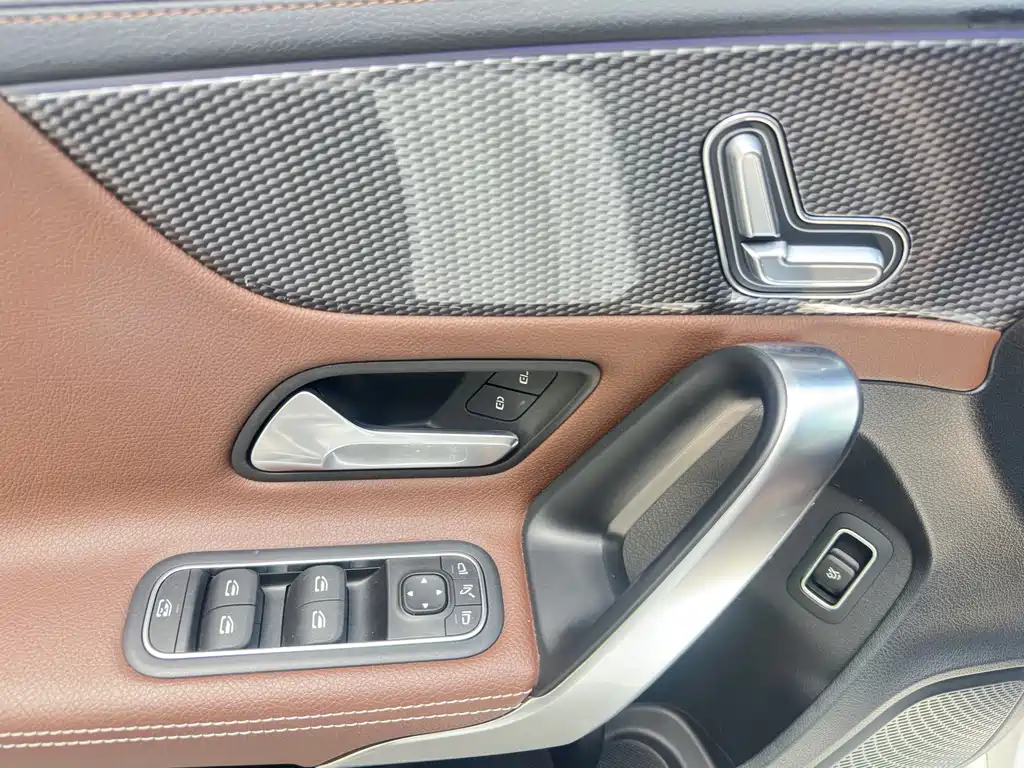Mercedes-Benz A-Class 2021 — фото 20
