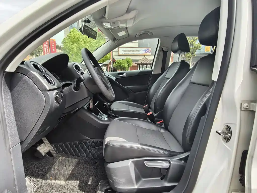Volkswagen Tiguan 2015 — фото 16