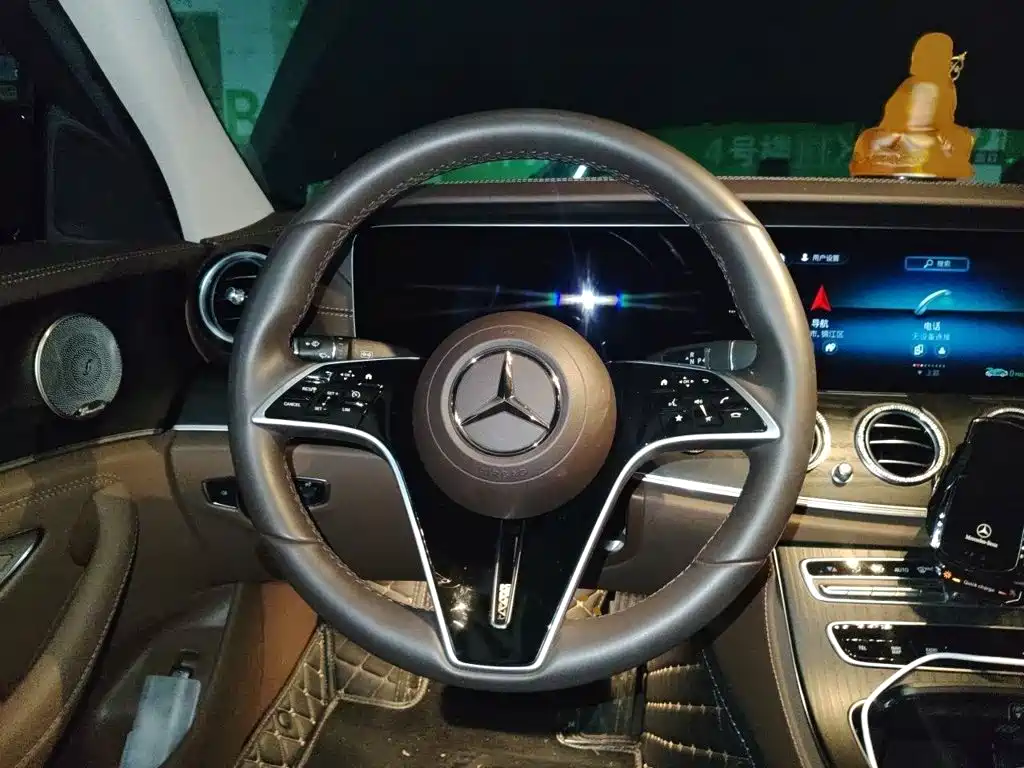 Mercedes-Benz E-Class 2023 — фото 3