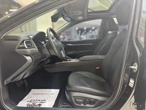 Toyota Camry 2021