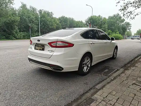Ford Mondeo 2014