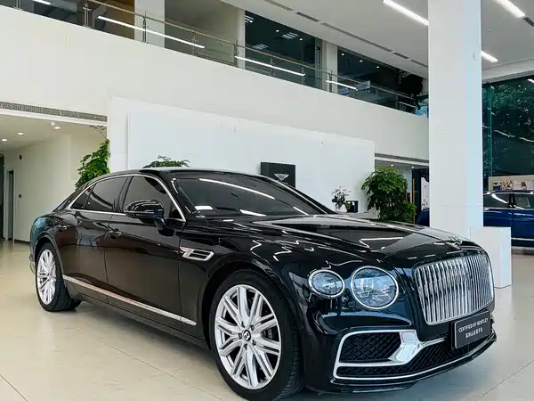 Bentley Flying Spur Plug-In Hybrid 2023