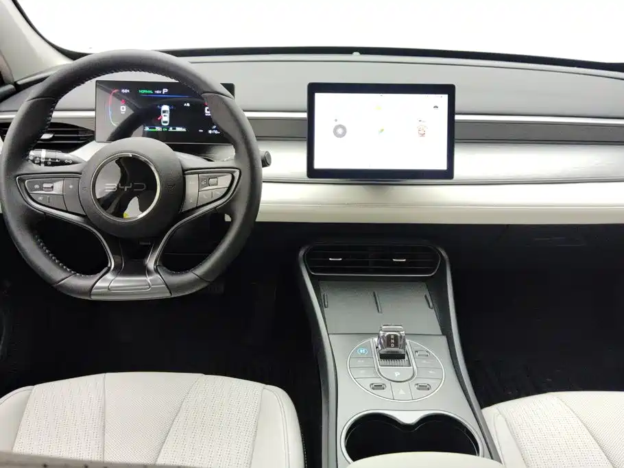 BYD Seal 05 DM-i 2025 — фото 12