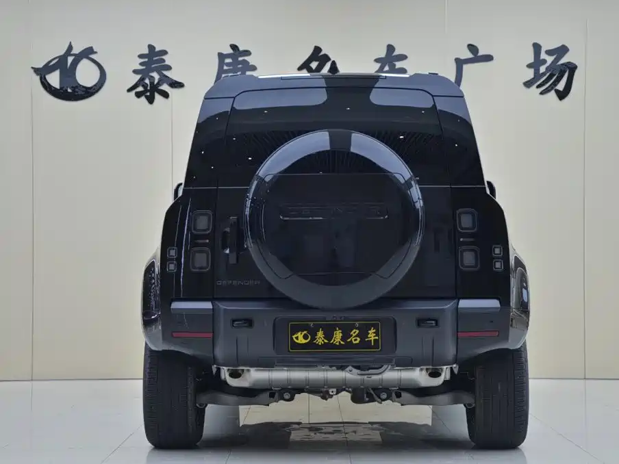 Land Rover Defender 2026 — фото 3