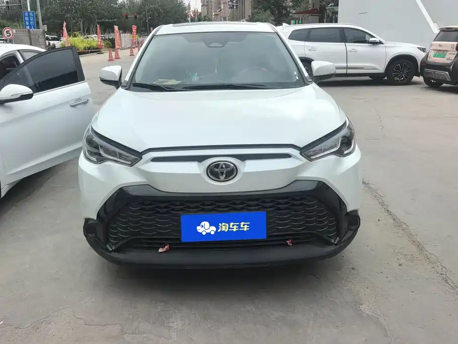 Toyota Frontlander 2023