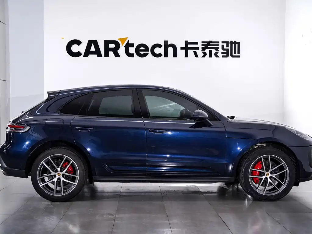Porsche Macan 2022 — фото 4