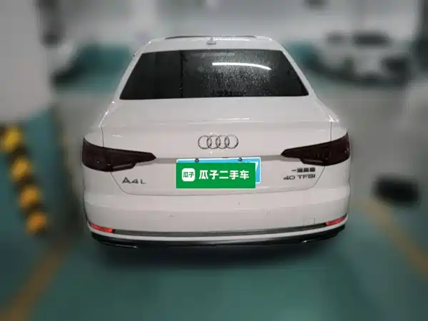 Audi A4L 2019