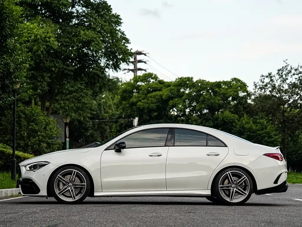 Mercedes-Benz CLA AMG 2021