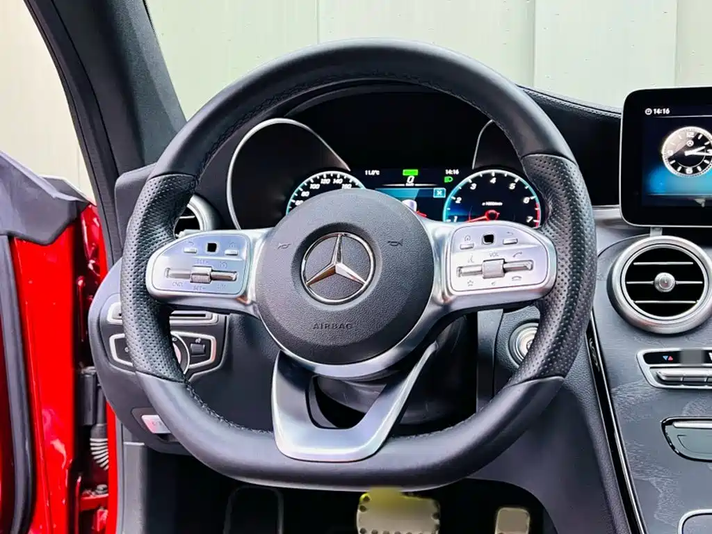 Mercedes-Benz C-Class 2019 — фото 13