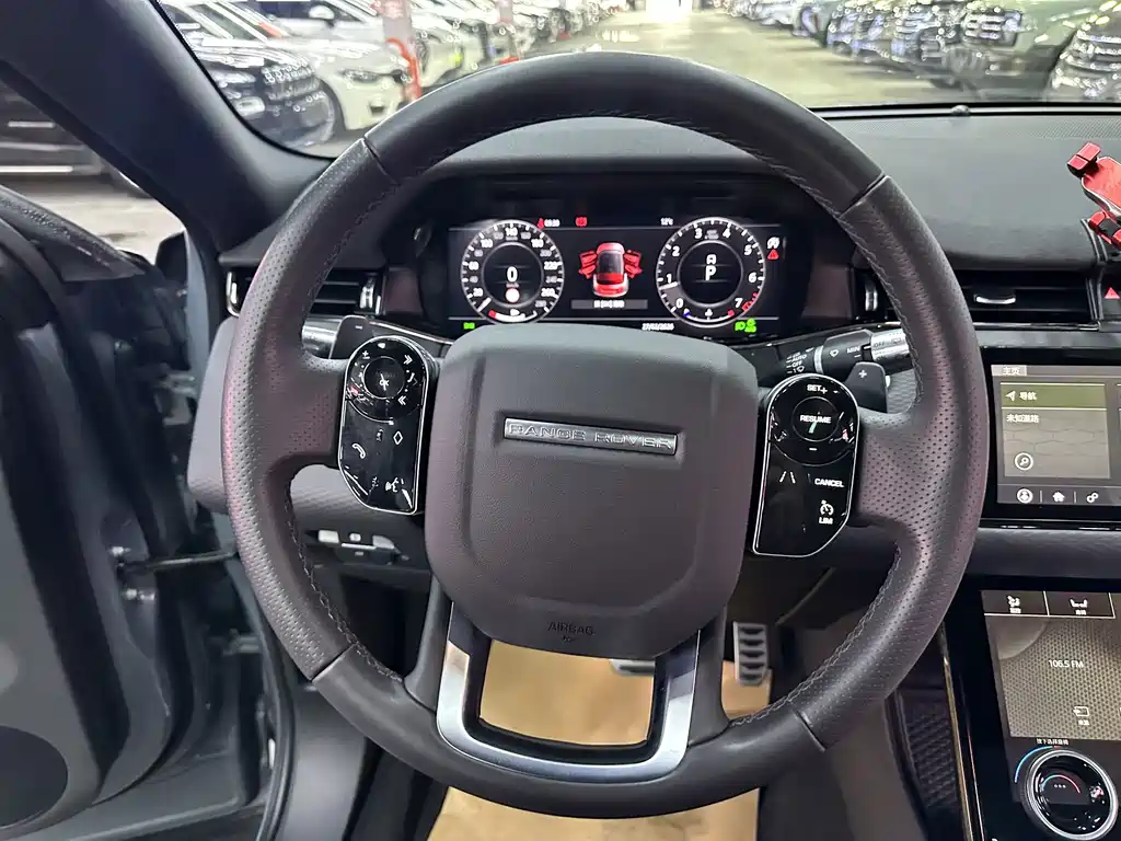 Land Rover Evoque 2020 — фото 13