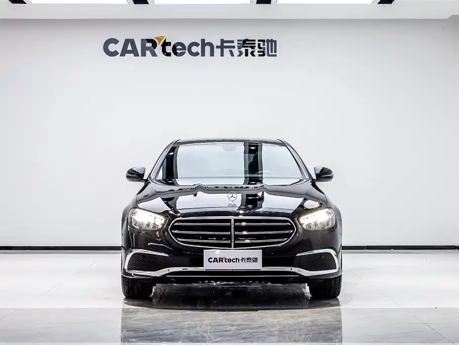 Mercedes-Benz E-Class 2023
