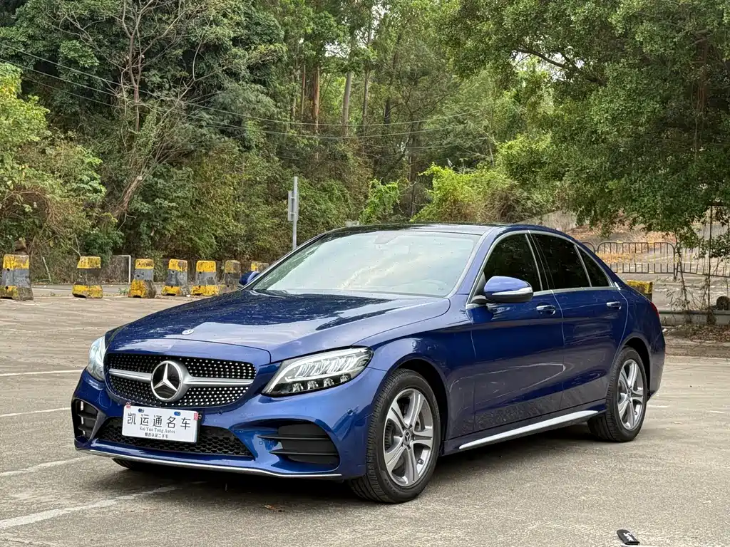 Mercedes-Benz C-Class 2020