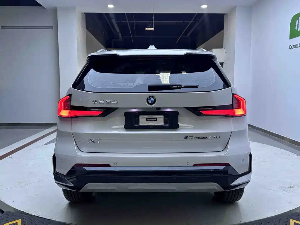 BMW X1 2023 — фото 4