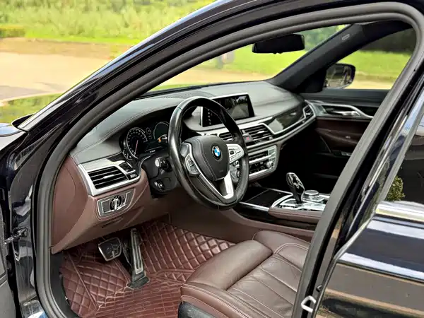 BMW 7 Series 2017