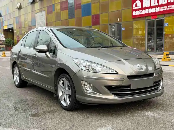 Peugeot 408 2013