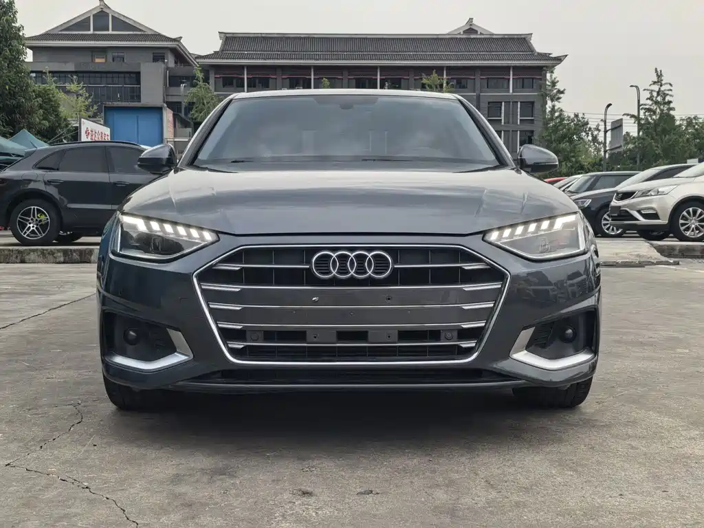 Audi A4L 2021