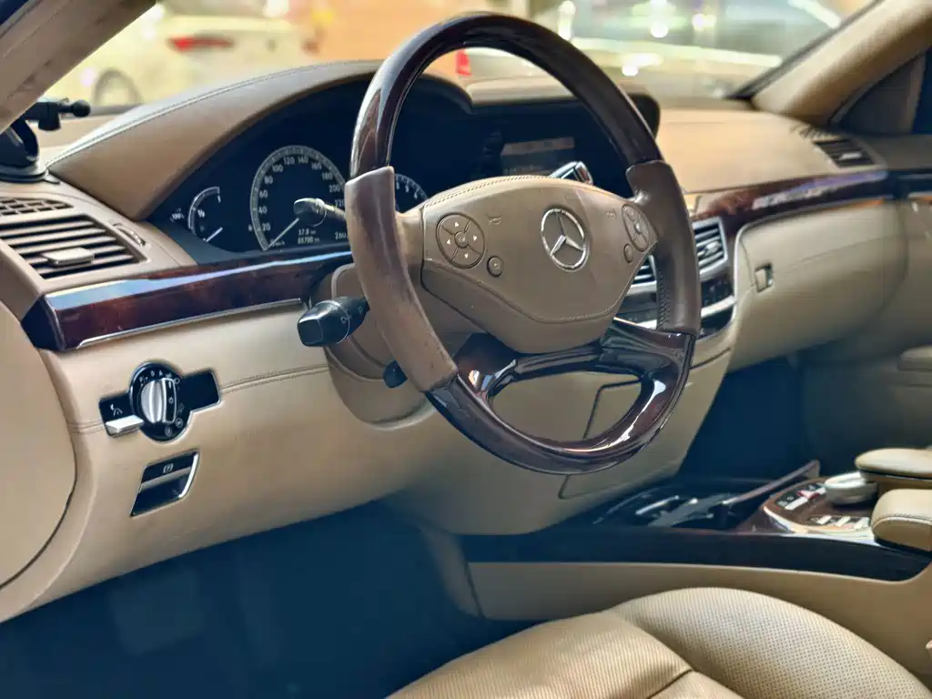 Mercedes-Benz S-Class 2011 — фото 19