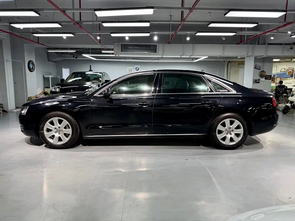 Audi A8 2011