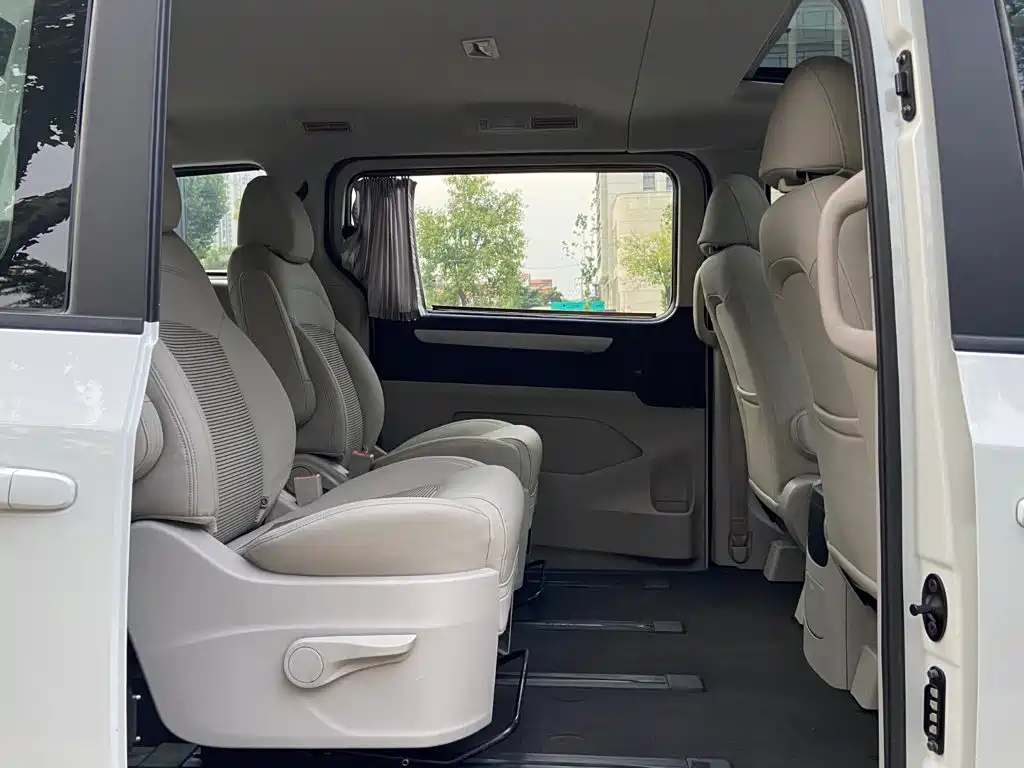 Maxus G10 2016 — фото 6