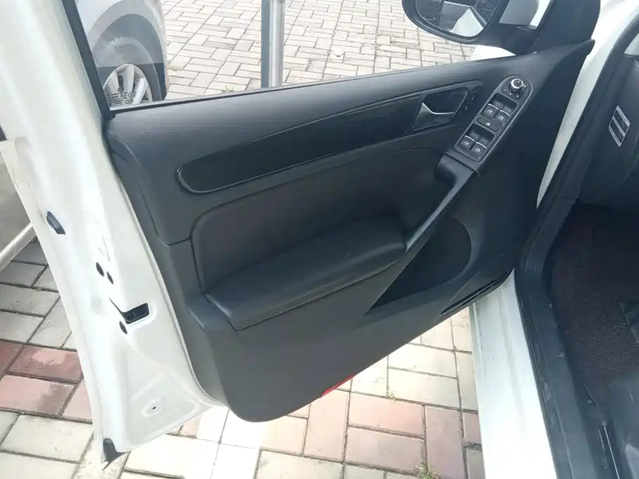 Volkswagen Golf 2013