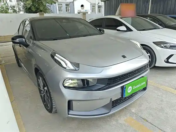 Lynk & Co 03 2020