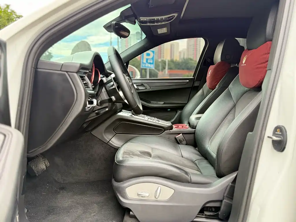 Porsche Macan 2014 — фото 11