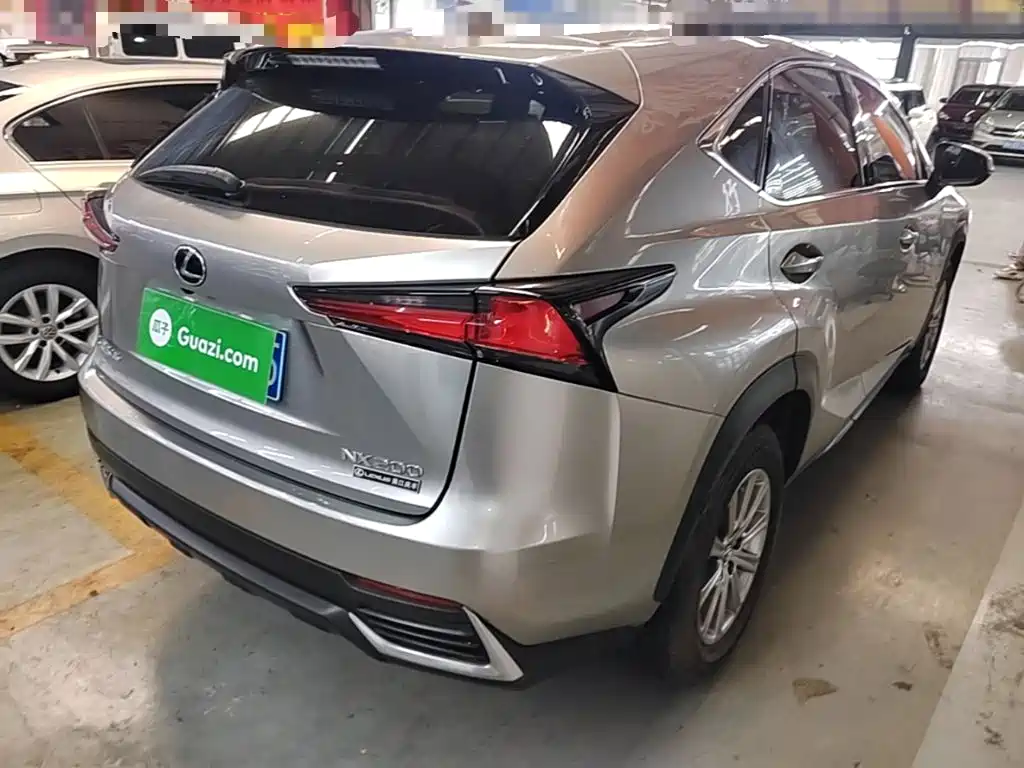 Lexus NX 2018