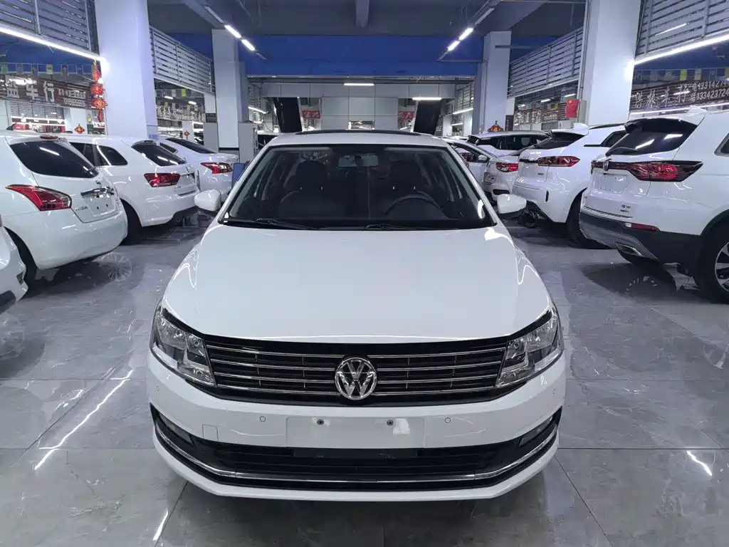 Volkswagen Lavida 2018 — фото 6