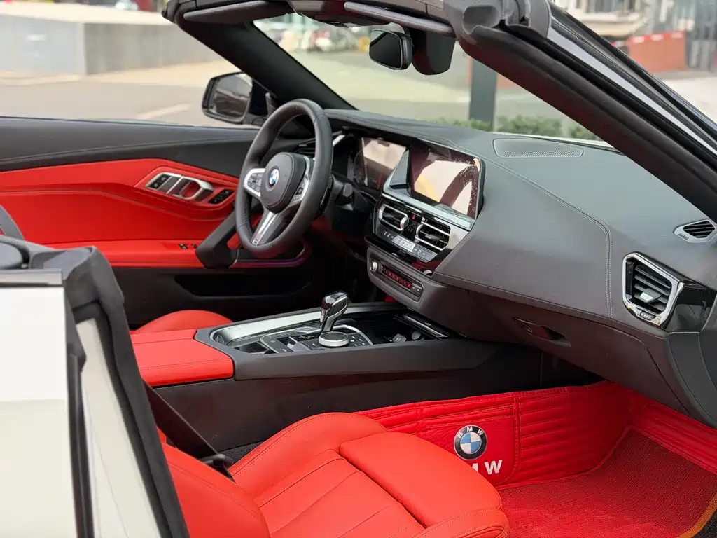 BMW Z4 2022 — фото 10