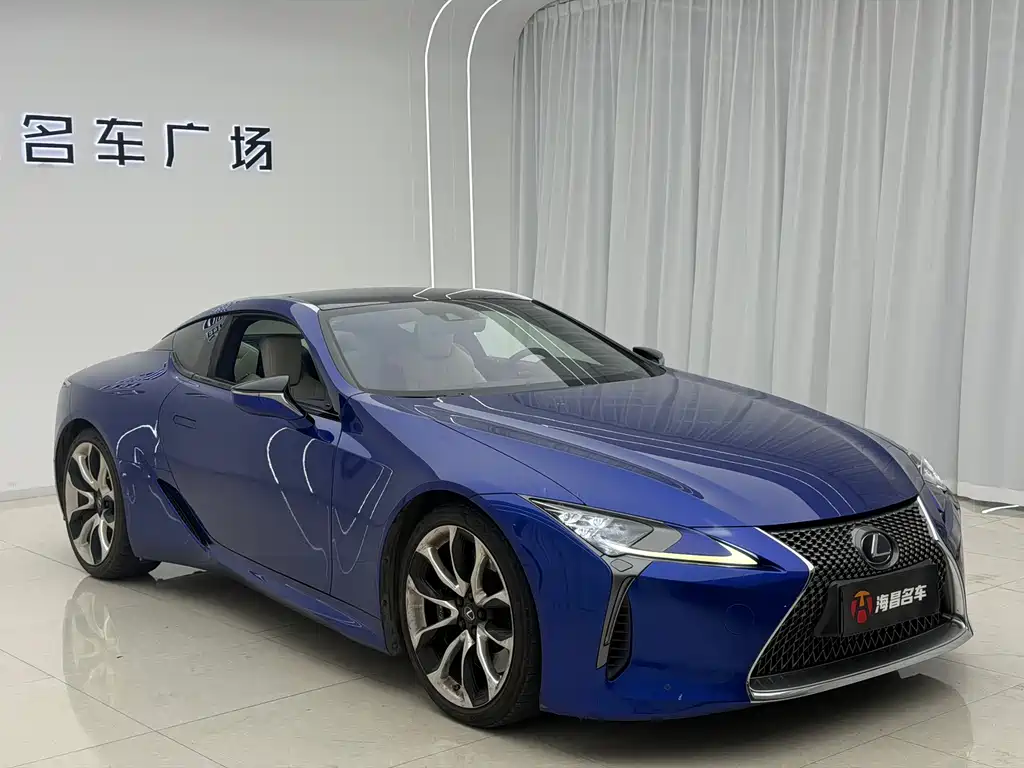 Lexus LC 2018 — фото 3