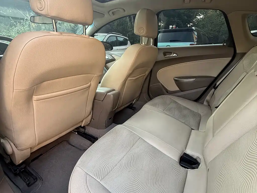 Buick Excelle 2013