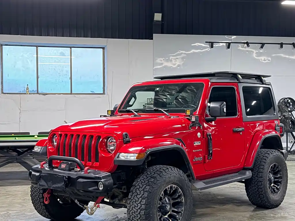 Jeep Wrangler 2021 — фото 1