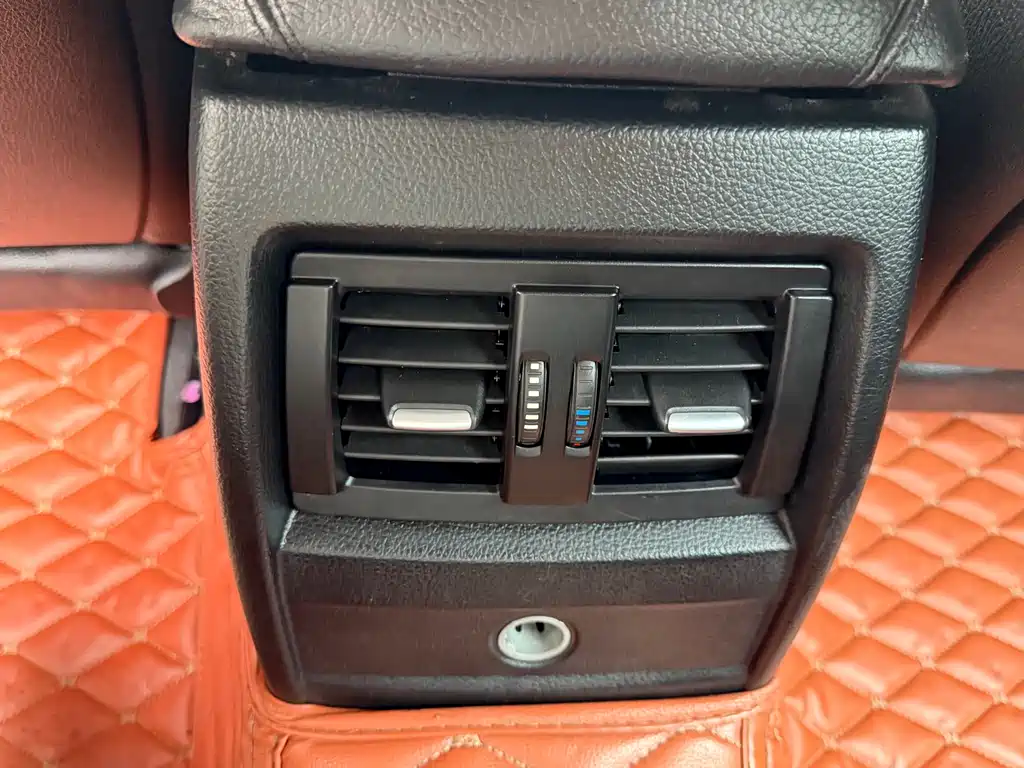 BMW 3 Series GT 2014 — фото 10