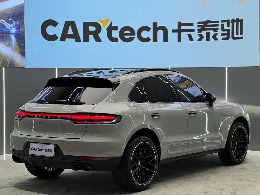 Porsche Macan 2020 — фото 17