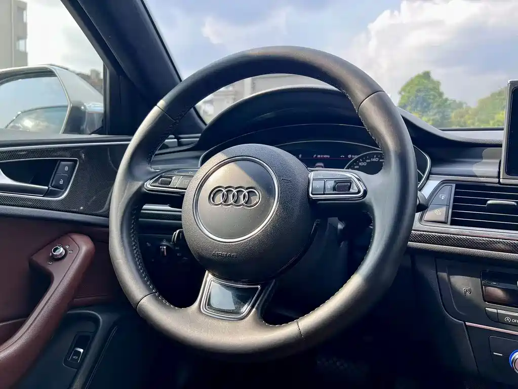 Audi A6L 2016 — фото 12