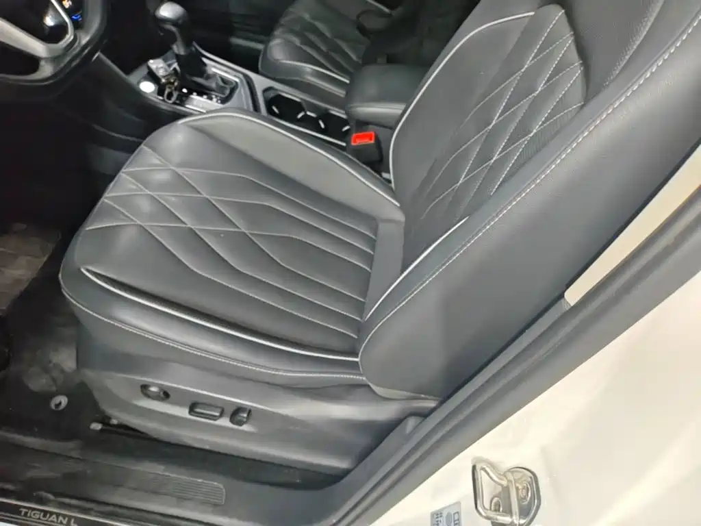 Volkswagen Tiguan L 2022 — фото 15