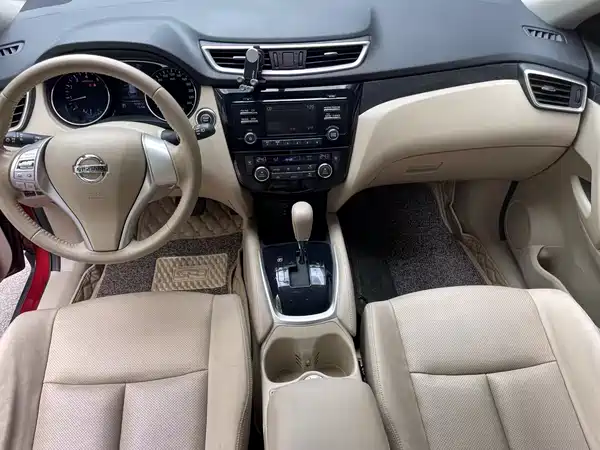 Nissan X-Trail 2014