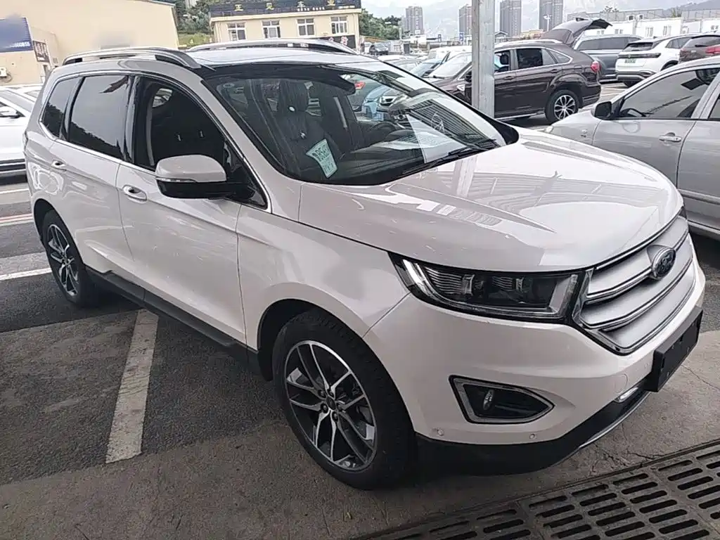 Ford Edge 2015 — фото 4