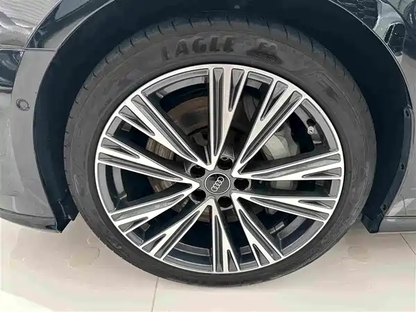 Audi A6L 2025