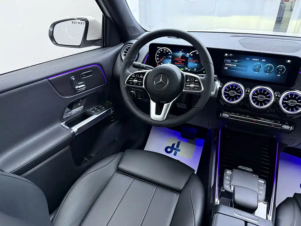 Mercedes-Benz EQB 2023 — фото 8