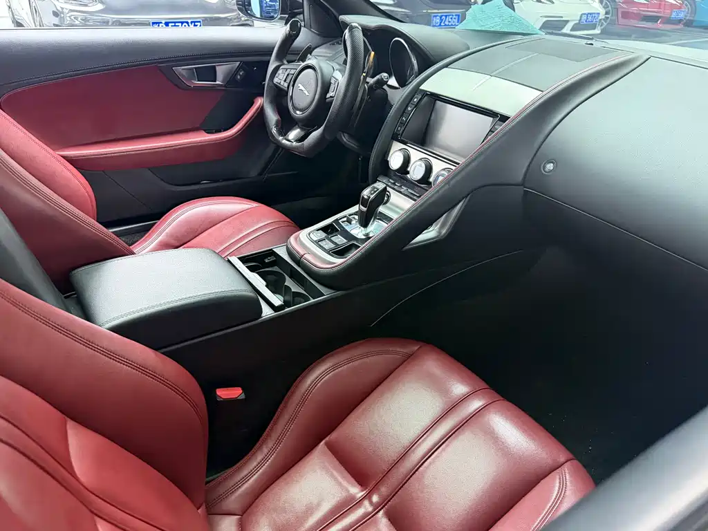 Jaguar F-TYPE 2014 — фото 10